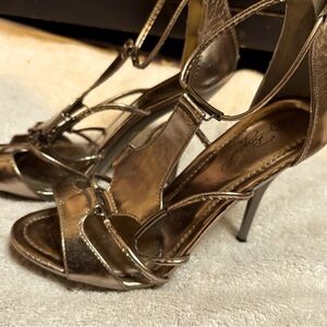 Beyond womans gold open toe heels size 7.5